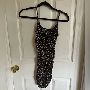 Black floral dress xs